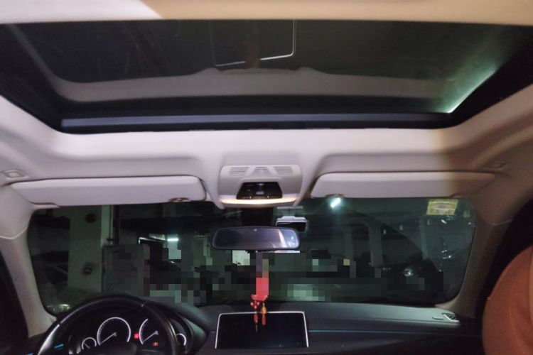 Used BMW X6 2017 xDrive28i Headliner