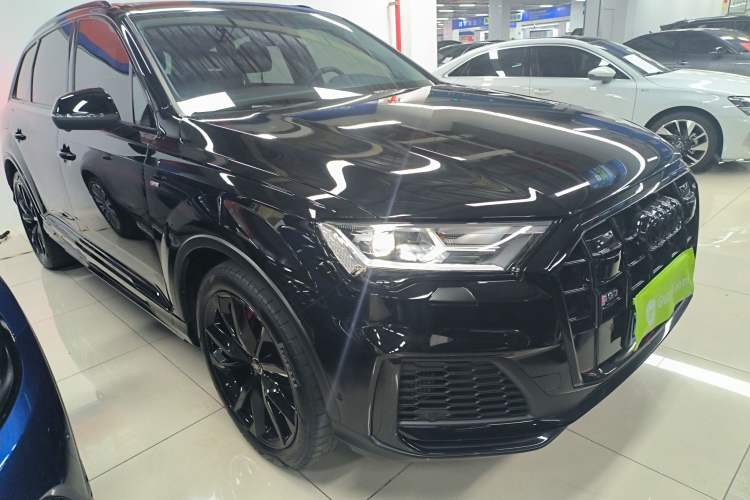 Used Audi Q7 2022 55 TFSI quattro S line Sport model