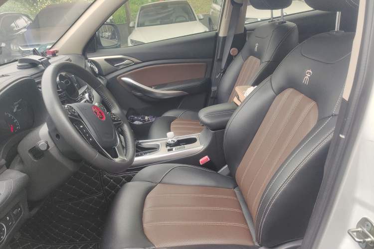 Used BYD Song 2018 1.5TID Automatic Smart Connect Prestige Model
