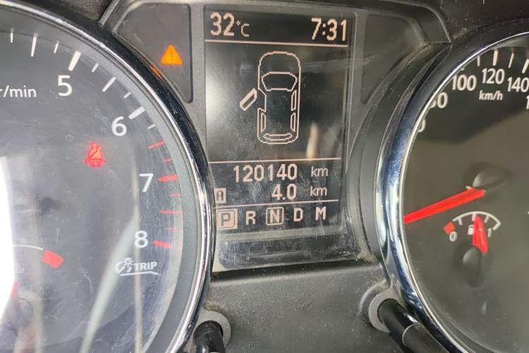 Used Nissan Qashqai 2012 2.0 XL Fire CVT 2WD
