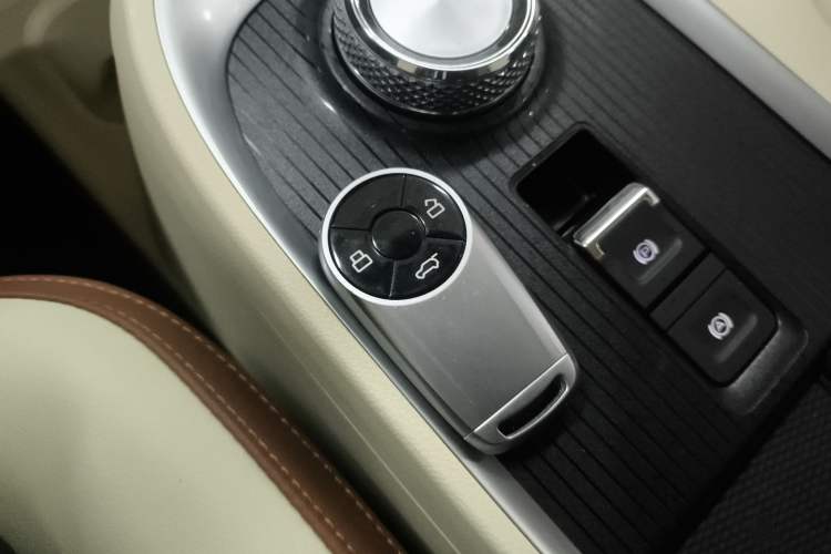 Used ORA Good Cat 2021 400km Standard Range Venus Edition Lithium Iron Phosphate
