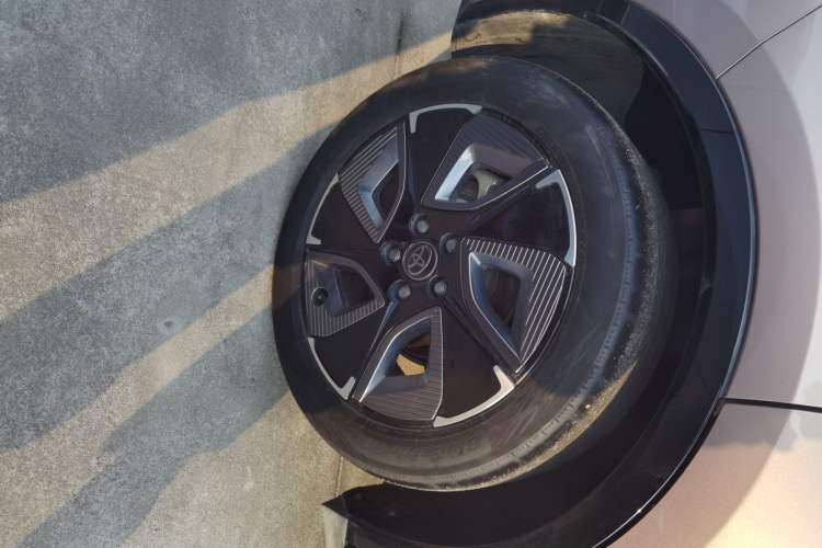 Used Toyota bZ3 2023 616 km Long-Range Premium