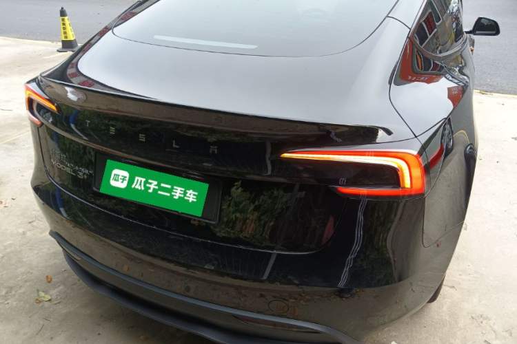 Used Tesla Model 3 2023 Long-Range All-Wheel-Drive Version