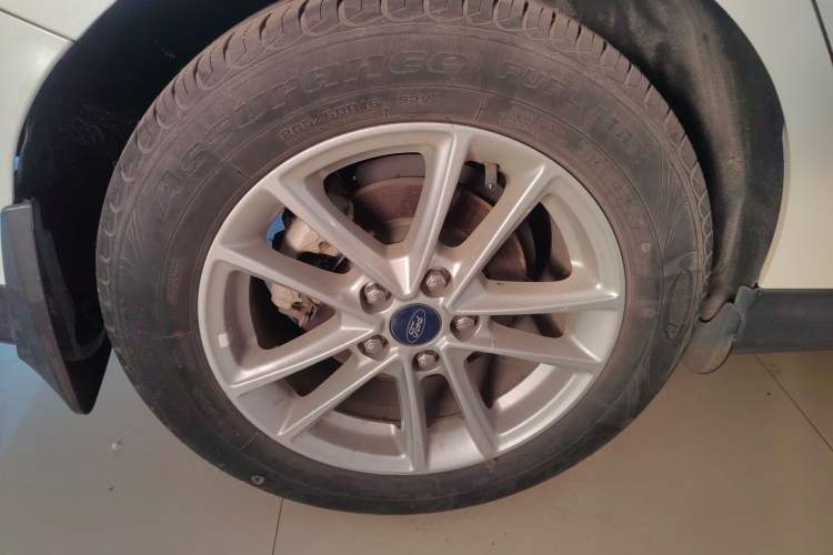 Used Ford Focus 2017 Sedan 1.6L Automatic Fashion Edition Smart Drive Version