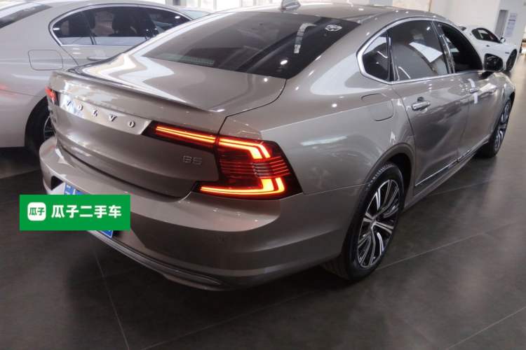 Used Volvo S90 2021 B5 Zhiyi Luxury Edition
