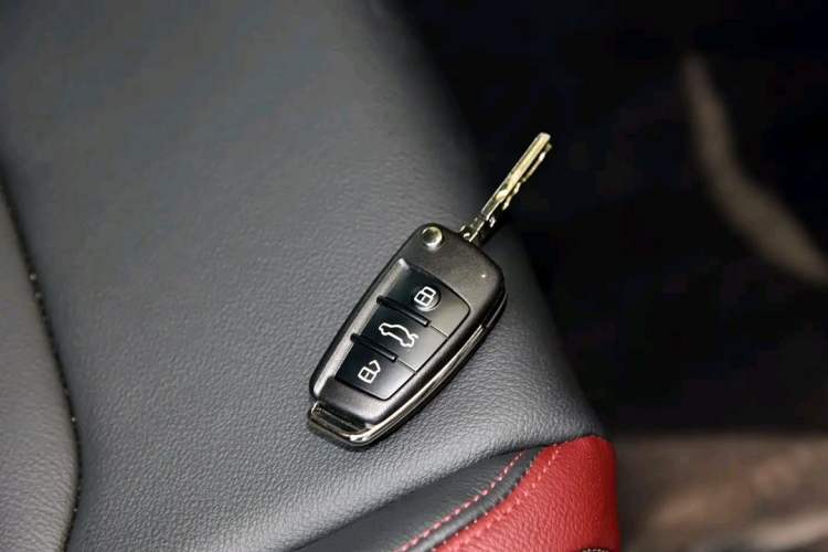 Used Audi Q3 2019 40 TFSI Fashionable and Elegant Model