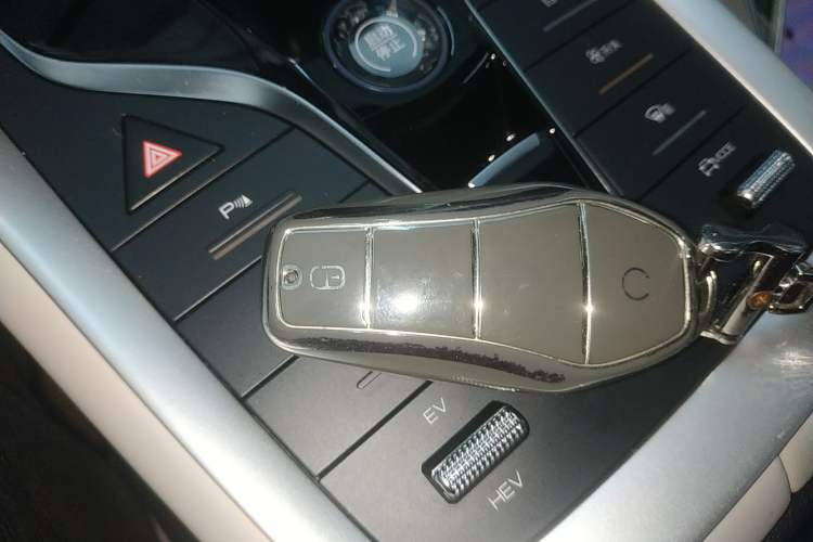 Used BYD Song Pro New Energy 2023 Champion Edition DM-i 110KM Beyond Model
