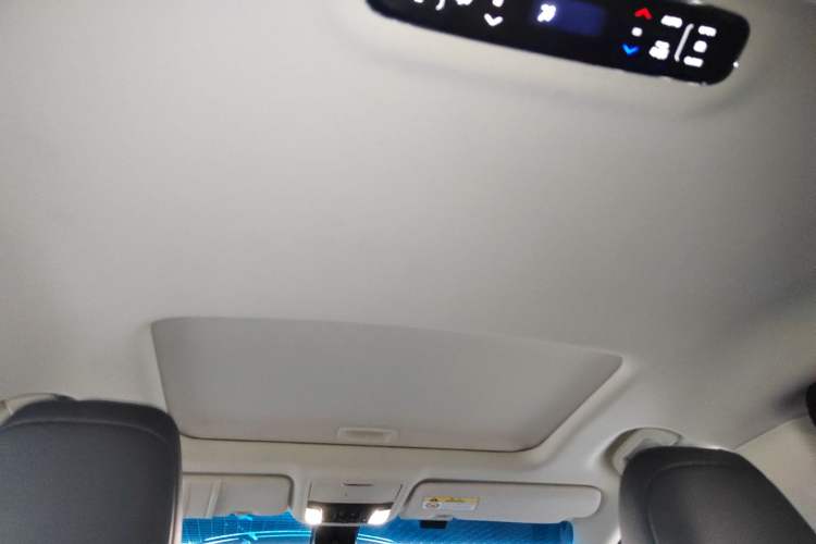 Used Honda Elysion 2022 2.0L eHEV Luxury First Edition