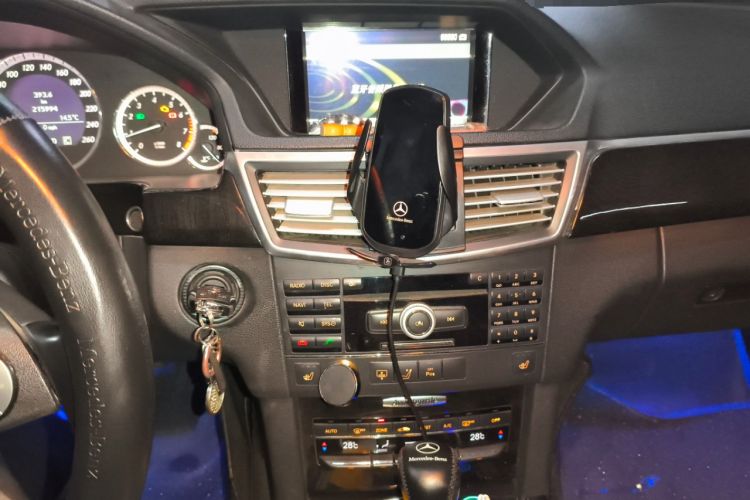 Used Mercedes-Benz E-Class 2010 E 260 CGI Fashion Model
