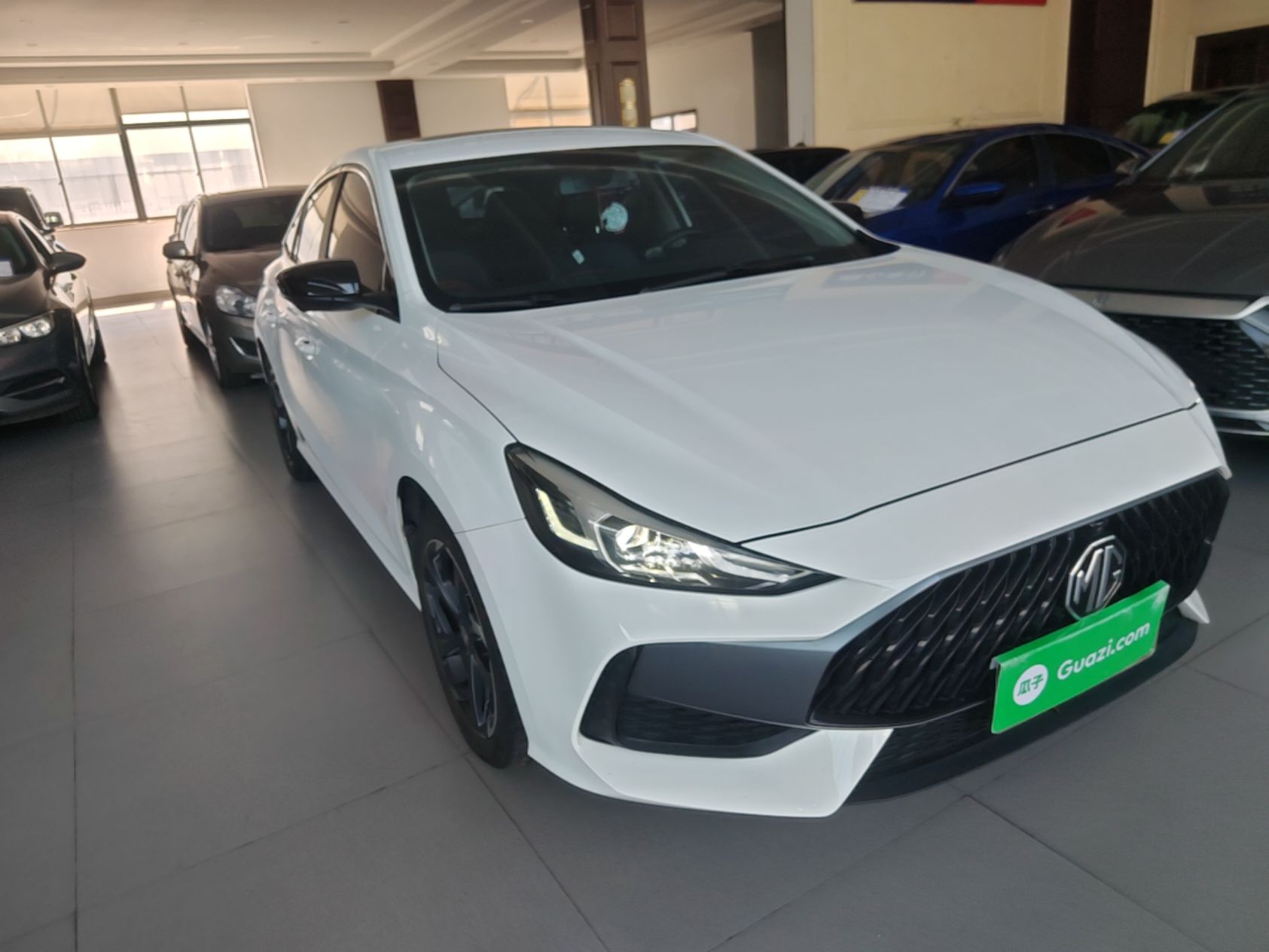 MG 5 2022 300TGI DCT Chao Yue Luxury Edition — снимка 3