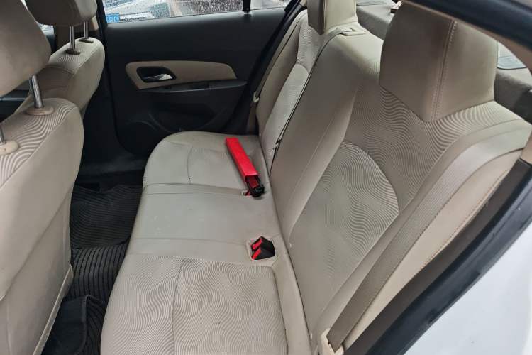 Used Chevrolet Cruze 2015 1.5L Classic SE MT