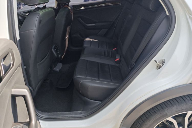 Used Volkswagen T-ROC 2018 280TSI DSG Two-Wheel Drive Comfort Version China VI Standard