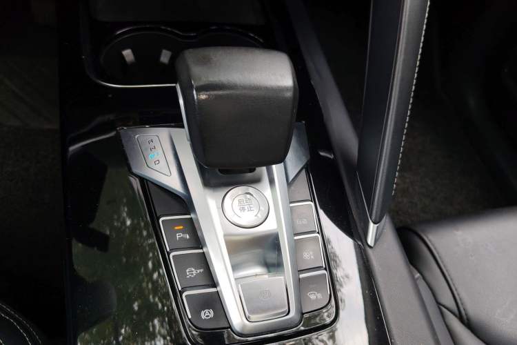 Used BYD Song Pro 2019 1.5T Automatic Elite Edition Gear Lever