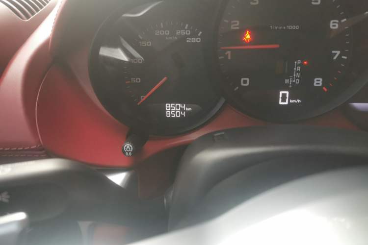 Used Porsche 718 2022 Boxster 2.0T Odometer Close Up