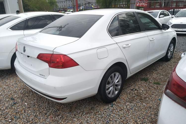 Used Volkswagen Bora 2018 1.5L Automatic Fashion Model Rear Right 45 Deg