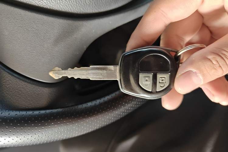 Used Suzuki Jimny 2015 1.3 AT JLX