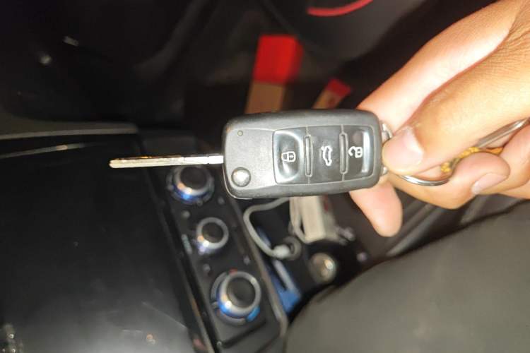 Used Volkswagen Santana 2016 1.6L Manual Fashion Edition