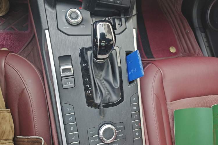 Used Wey P8 2018 2.0T Flagship Model Gear Lever