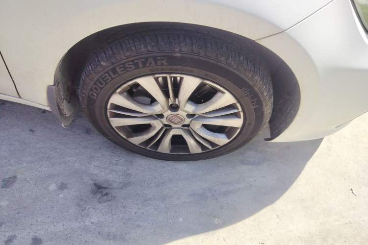 Used Fiat Viaggio 2015 1.4T Manual Jingxiang Edition
