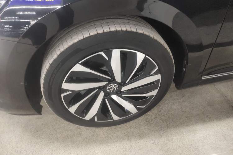 Used Volkswagen Passat 2024 380TSI Dragon Edition