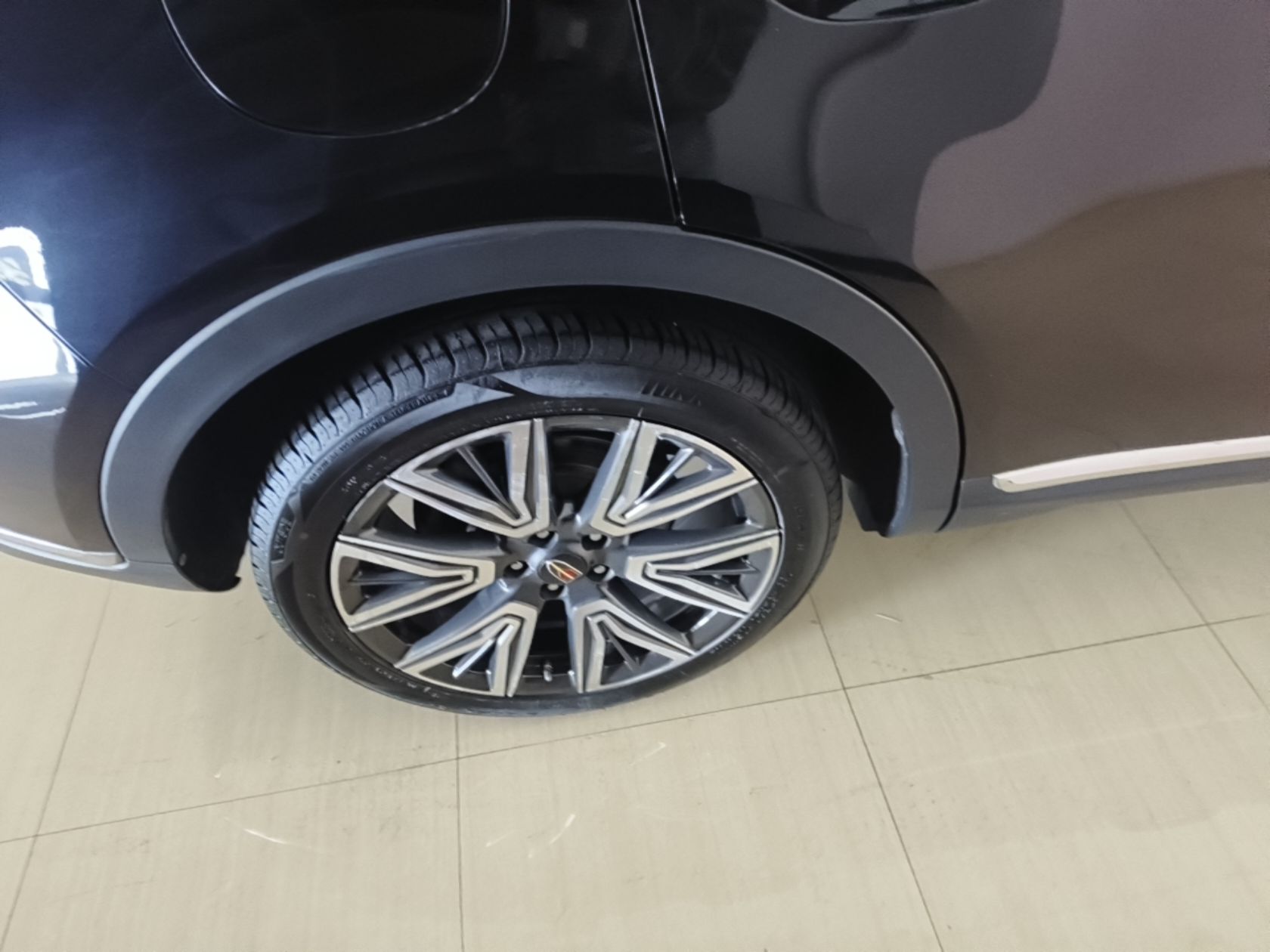 Hongqi HS5 2022 Facelifted Version 2.0T Smart Connect Flagship All-Wheel-Drive Edition — снимка 11