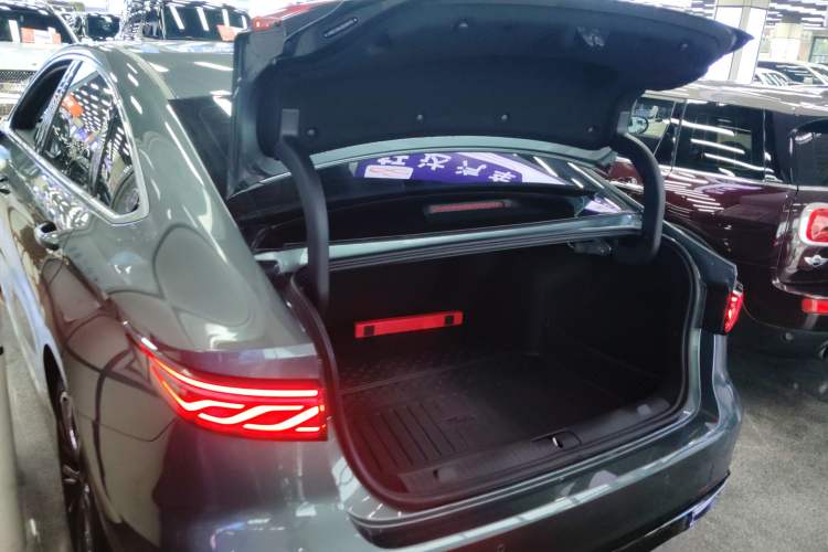 Used Chery Arrizo 8 PRO 2025 Pro 1.6T Luxury Model