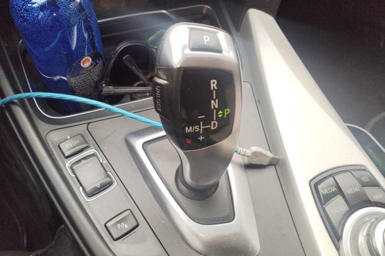 Used BMW 3 Series 2015 320Li Fashion Model Gear Lever