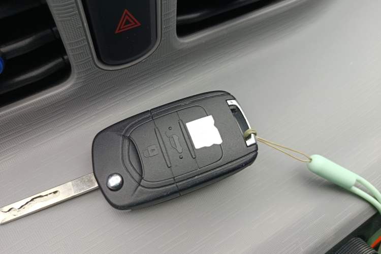 Used Wuling Hongguang MINIEV 2022 Easy Version Lithium-NMC Interior 1