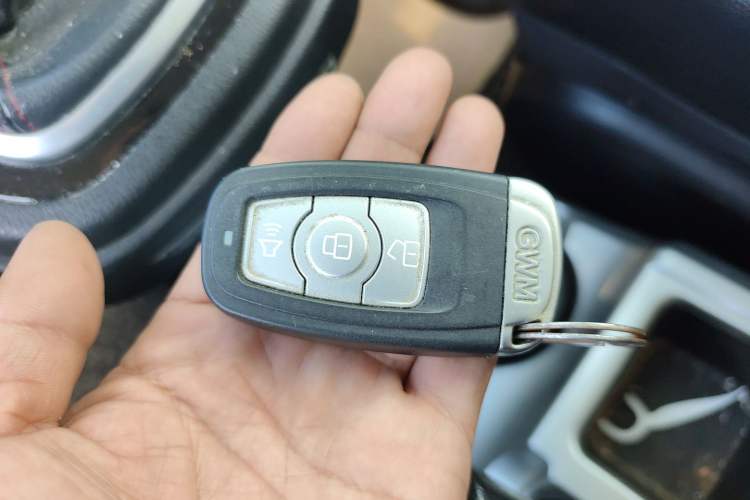 Used Haval H6 2013 Upgraded Model 1.5T Manual Two-Wheel Drive Elite Version
