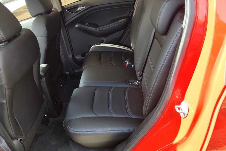 Used BYD Yuan New Energy 2018 EV360 Smart Connect Cool Edition
