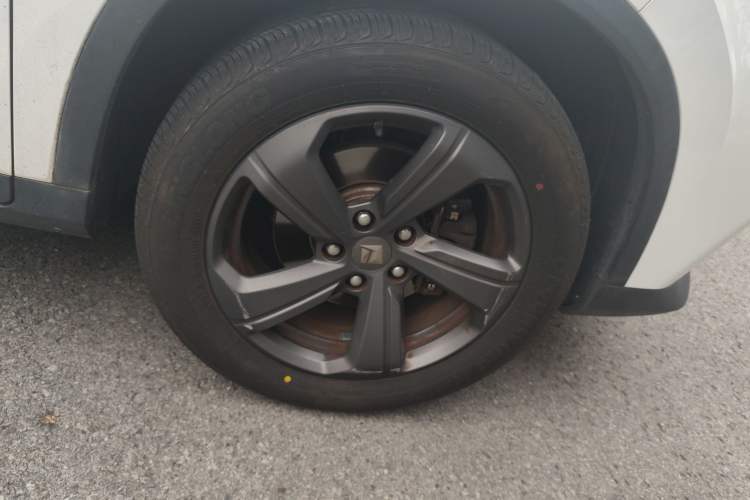 Used Baojun RM-5 2019 1.5T CVT Elite Version with 24-Hour Online Service 6 Seats