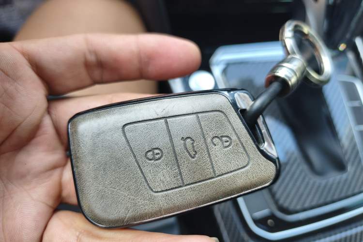 Used Volkswagen Magotan 2017 330TSI DSG Luxury Model