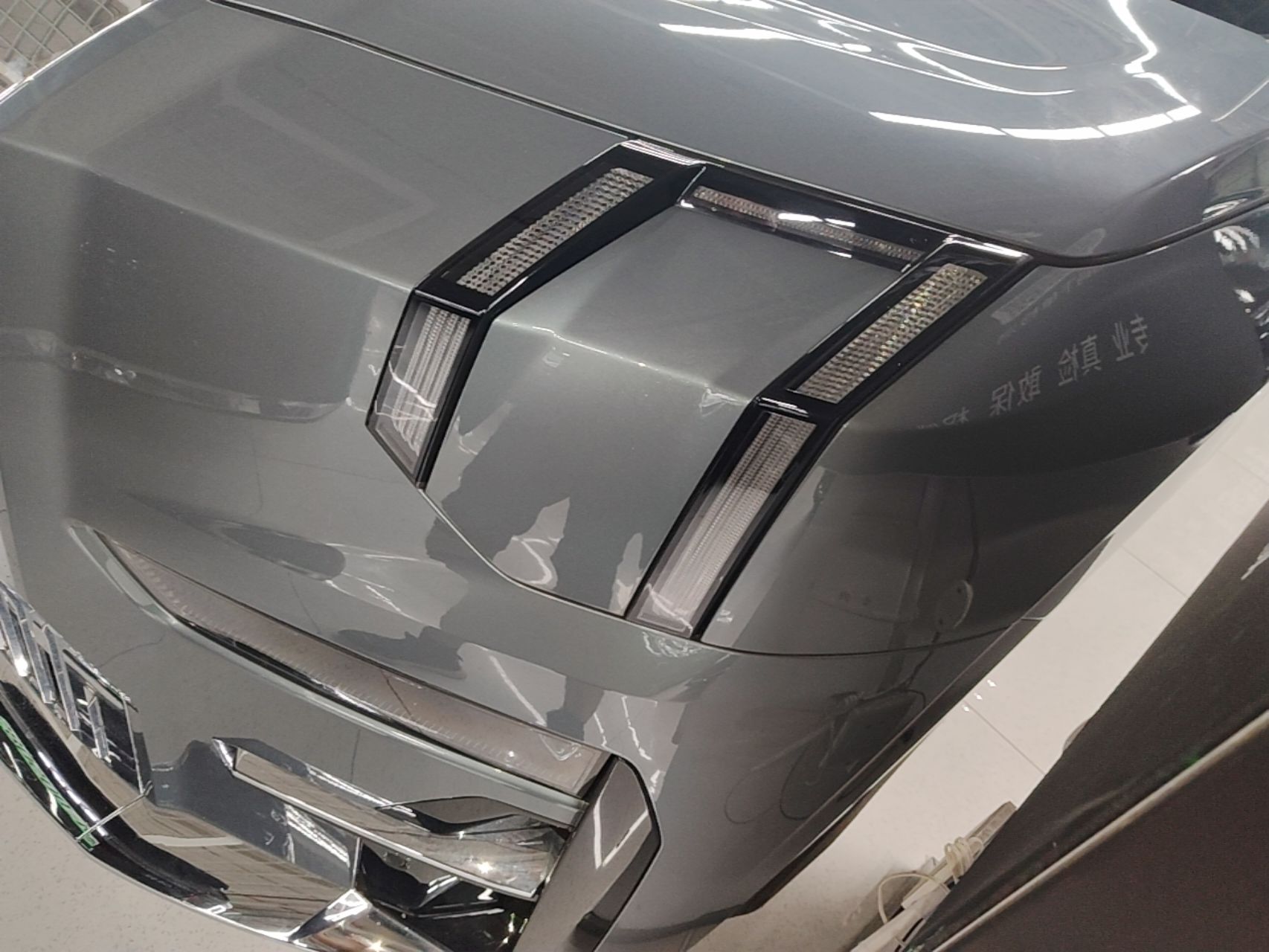 Zeekr 009 2024 Six-Seat Executive Version 4WD 108 kWh — снимка 8