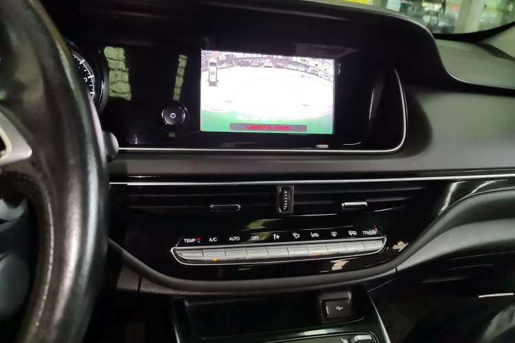 Used GAC Trumpchi M6 2021 270T DCT Luxury Edition (7-seater)
