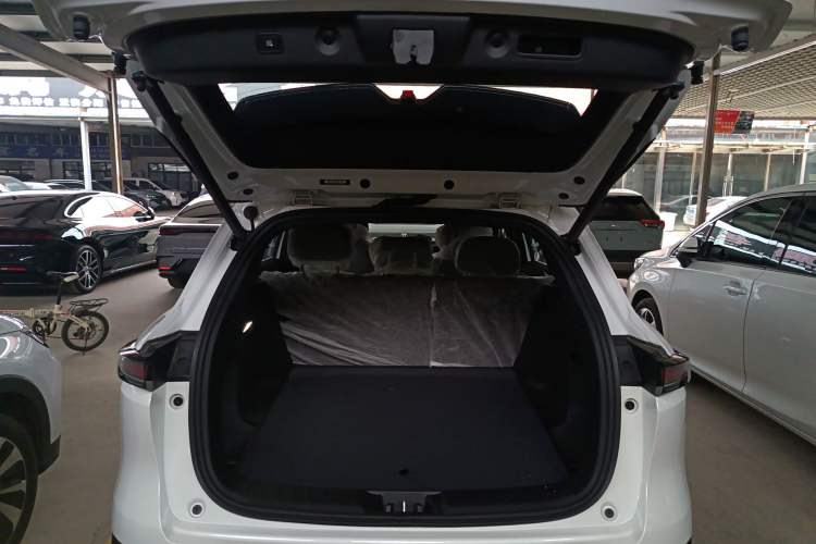 Used CHANGAN CS75 PLUS 2025 4th Generation 1.5T New Blue Whale Smart Luxury Edition
