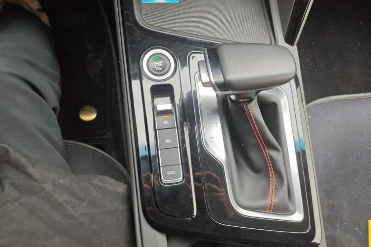 Used Baojun RC-6 2019 1.5T CVT 24-Hour Online Prestige Edition
