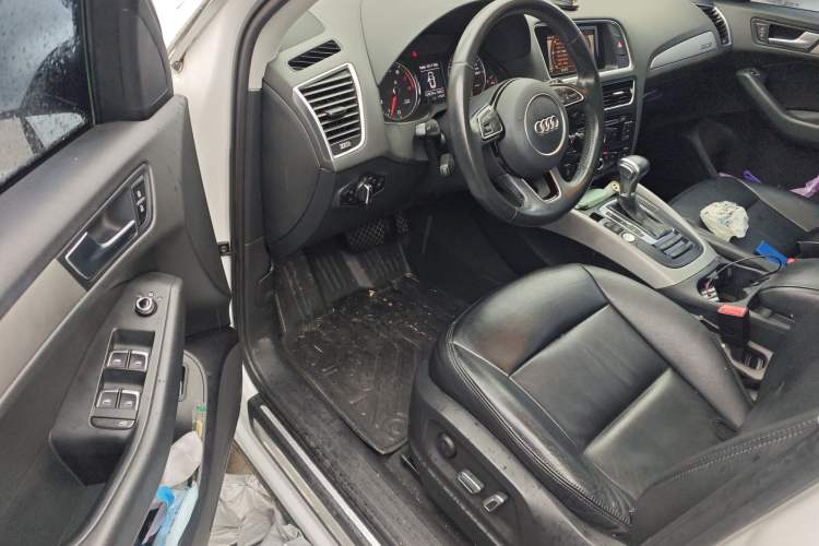 Used Audi Q5 2016 40 TFSI Trendy Edition
