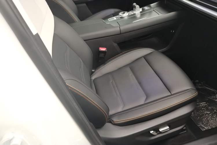 Used BAIC Off-Road BJ30 2024 1.5T Magic Electric Drive Standard Edition
