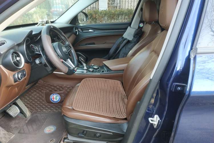 Used Alfa Romeo Stelvio 2017 2.0T 200HP Elite Edition