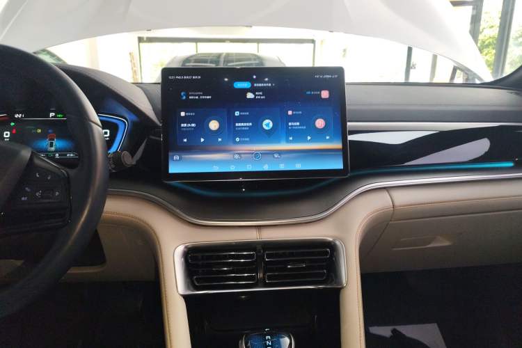 Used BYD Song PLUS New Energy 2021 DM-i 110KM Flagship Model Audio And AC Panel