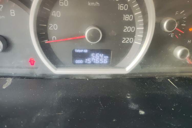 Used Kia Sportage 2013 2.0L Manual Two-Wheel Drive GL Trim Odometer Close Up