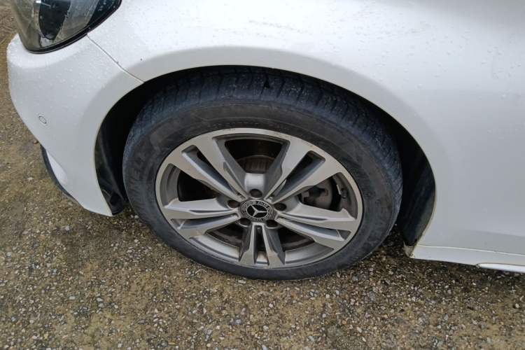 Used Mercedes-Benz C-Class 2017 Facelift C 200 L Sport Edition