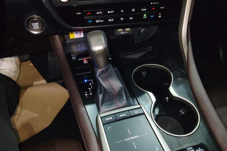 Used Lexus RX 2020 Facelifted 300 4x4 Elegant Edition Gear Lever