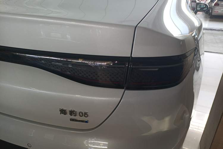 Used BYD Seal 05 DM-i 2025 DM-i Intelligent Drive 120KM Flagship Model Exterior 3