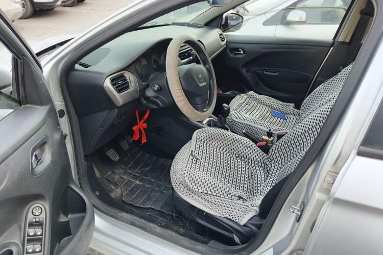 Used Peugeot 301 2014 1.6L Manual Comfort Edition