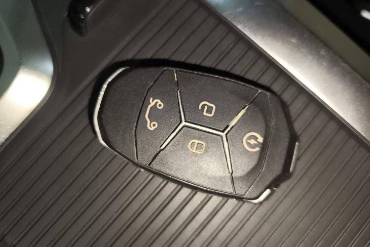 Used Lynk & Co 01 2019 2.0T Two-Wheel Drive Zhaopu Version China VI Standard Interior 1