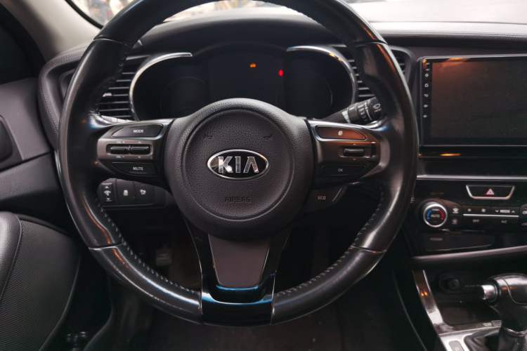 Used Kia K5 2012 2.0L Automatic DLX
