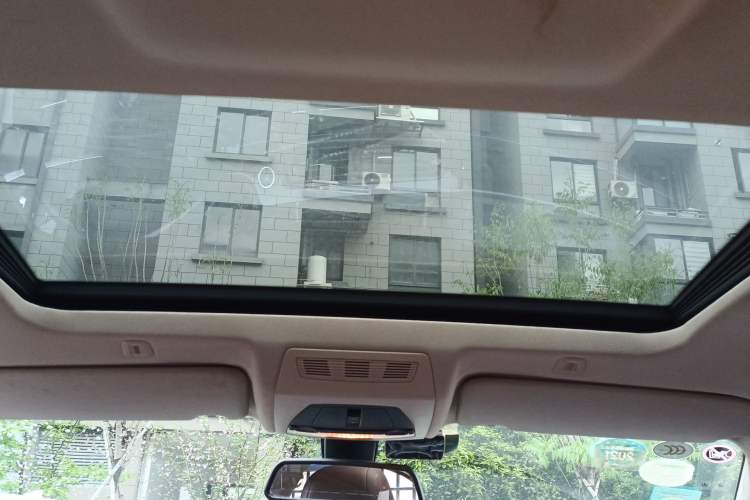 Used BMW 5 Series 2014 520Li Elegant Model