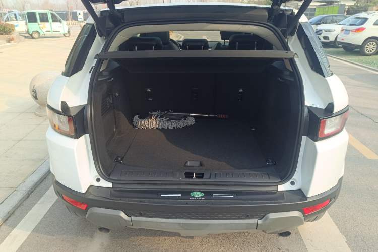 Used Land Rover Range Rover Evoque 2017 2.0T PURE Style Edition
