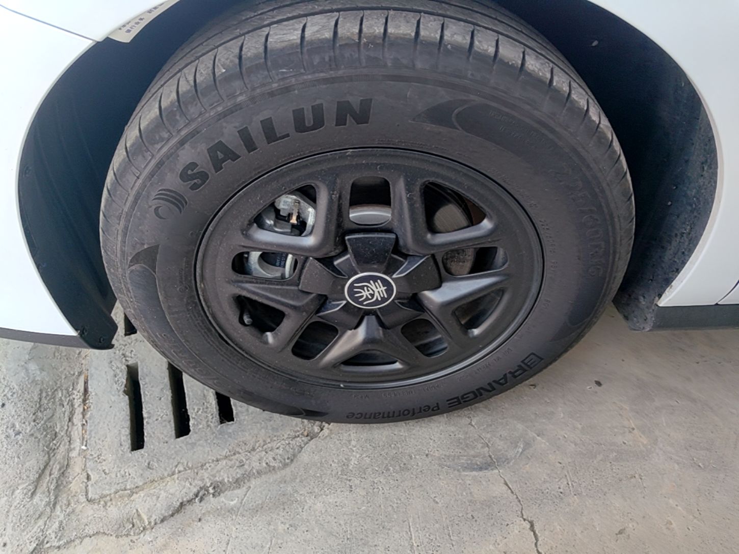BYD Qin PLUS 2025 DM-i Smart Drive 55KM Leading Model — снимка 10